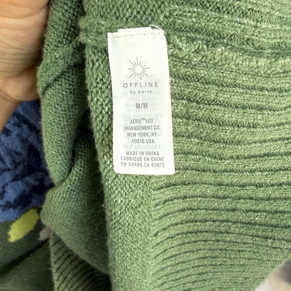 OFFLINE‎ by Aerie Green Floral Graphic Hoodie Sweater M